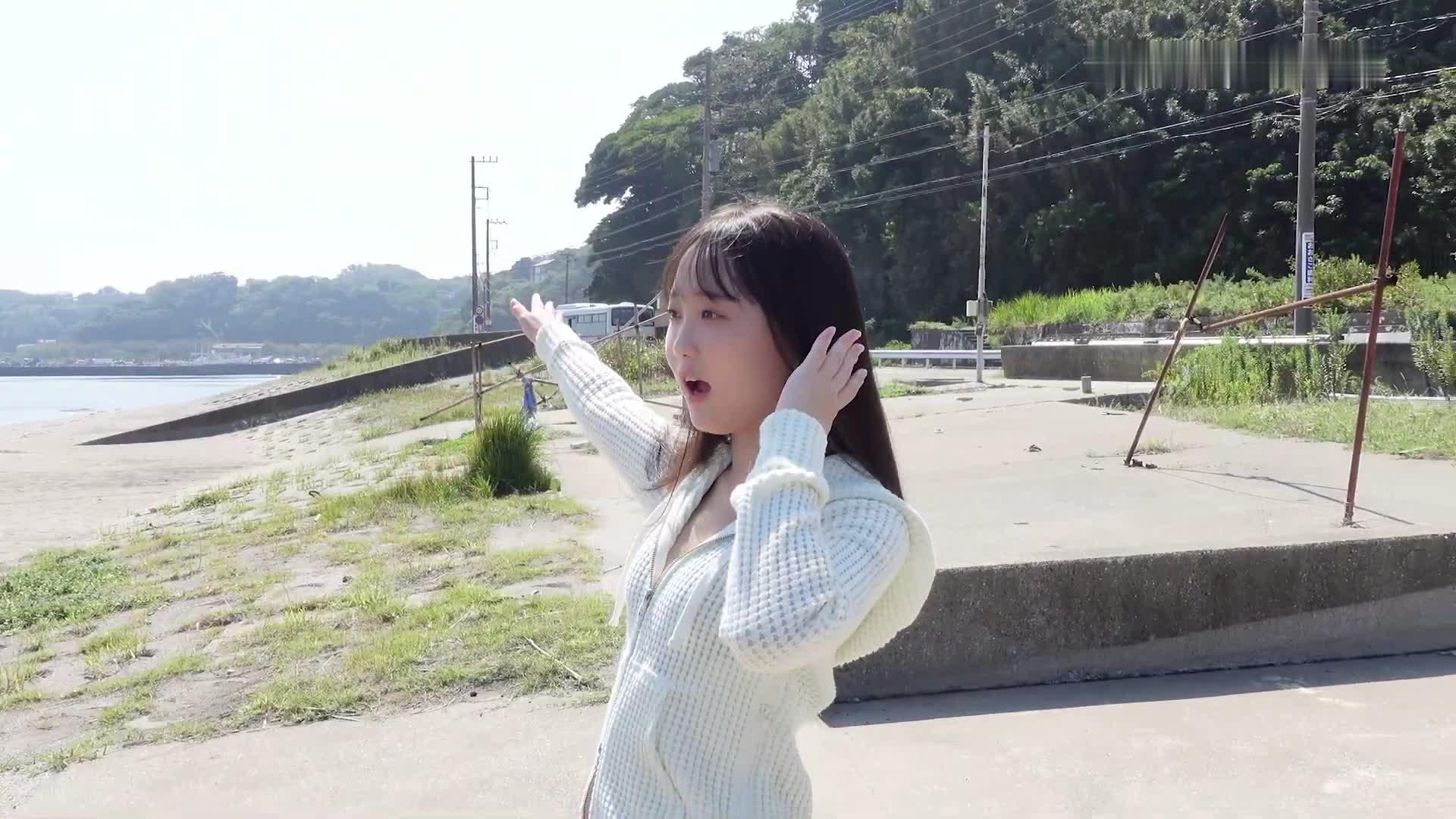 夏井ちひろ 水着グラビア再登場!少しだけ大人になった姿を披露 13枚目