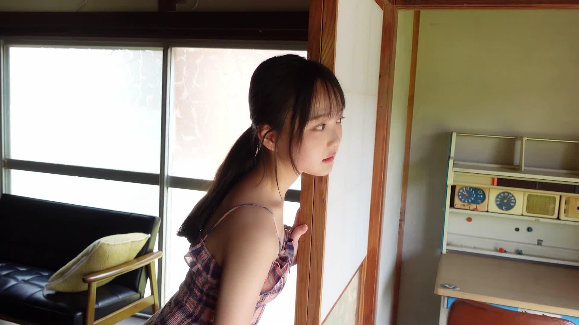 夏井ちひろ 水着グラビア再登場!少しだけ大人になった姿を披露 25枚目