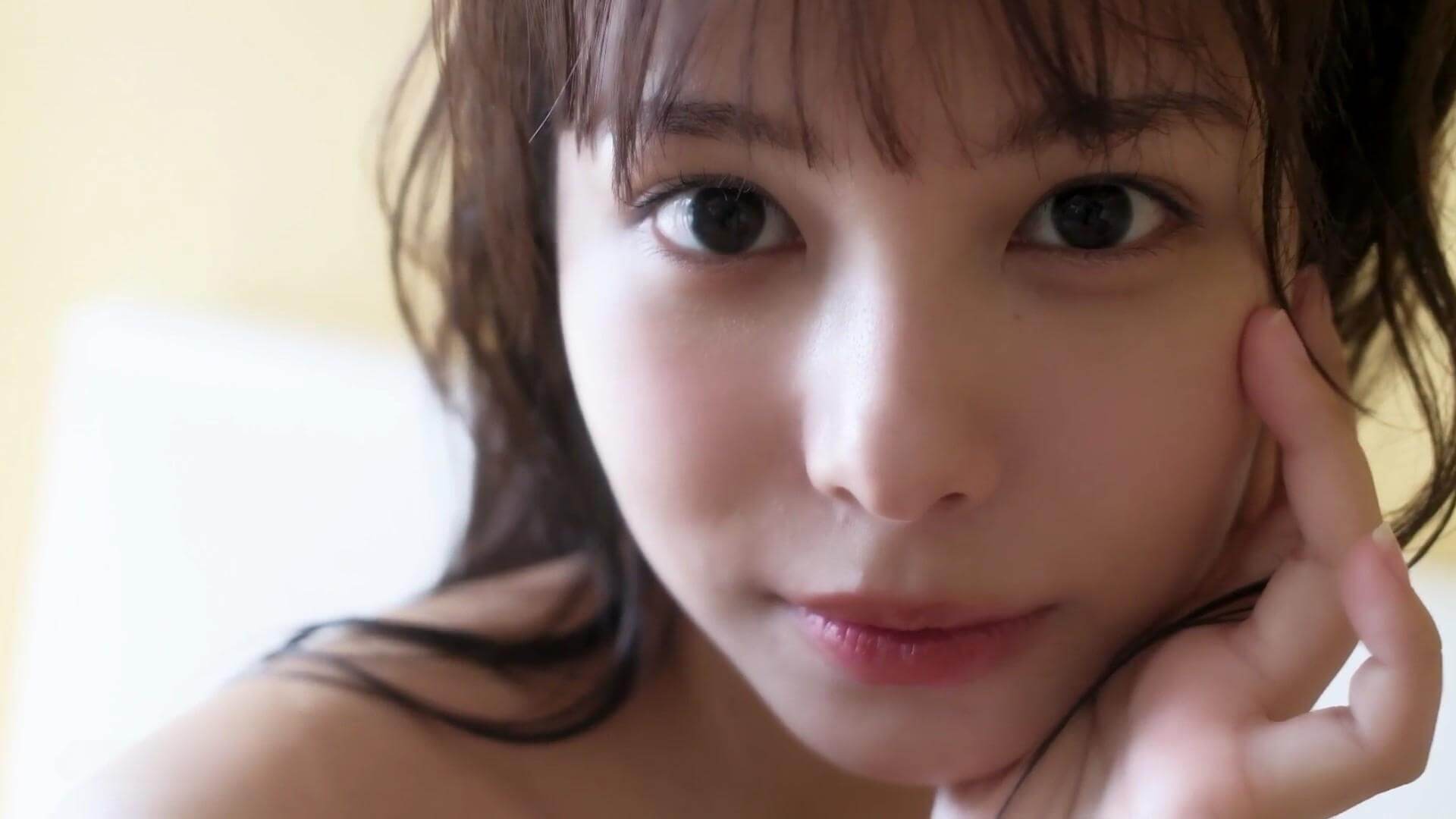 【画像宮崎あみさの極上水着グラビア!ウエスト54cmの神くびれ&美ボディ総まとめ 21枚目