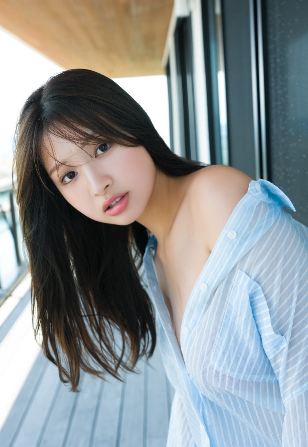 一ノ瀬ひかり 最新グラビア水着画像 15枚目