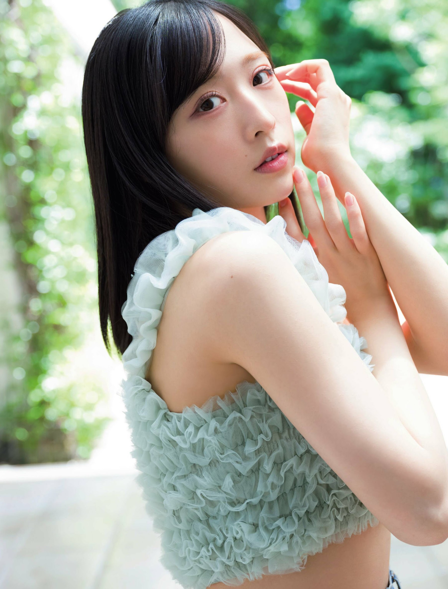 Flash 2024.09.10 No.1745 小栗有以「十年十色」 6枚目
