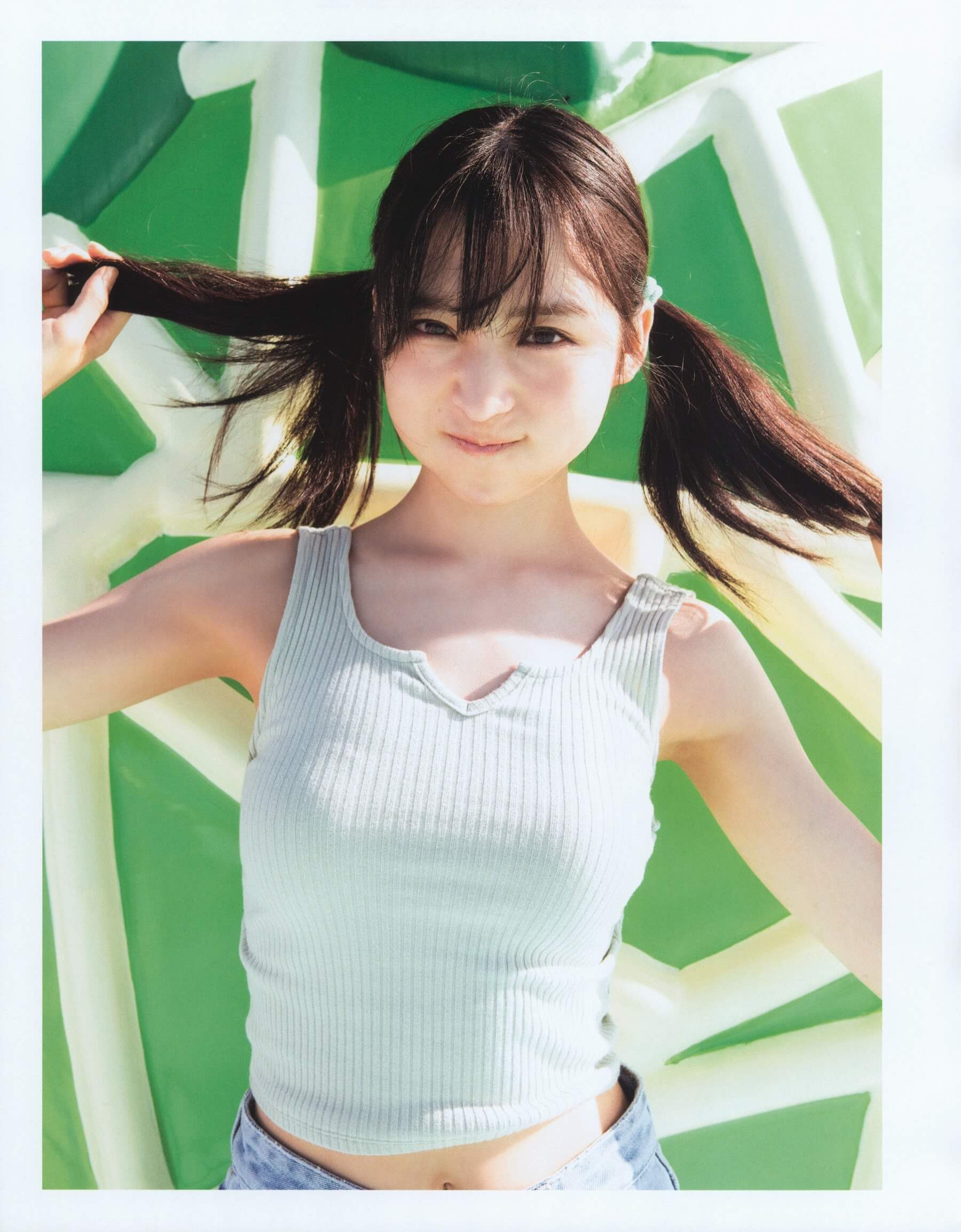 小栗有以 水着グラビア 10代最後 5枚目