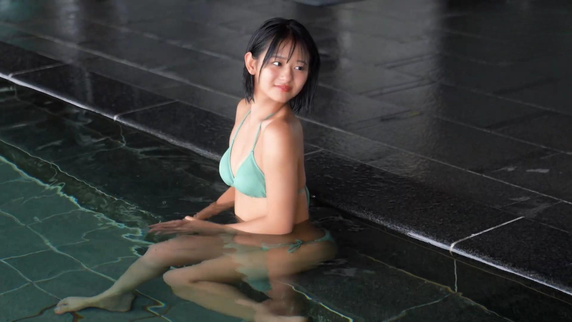 すみぽん 水着姿で温泉グラビア 25枚目