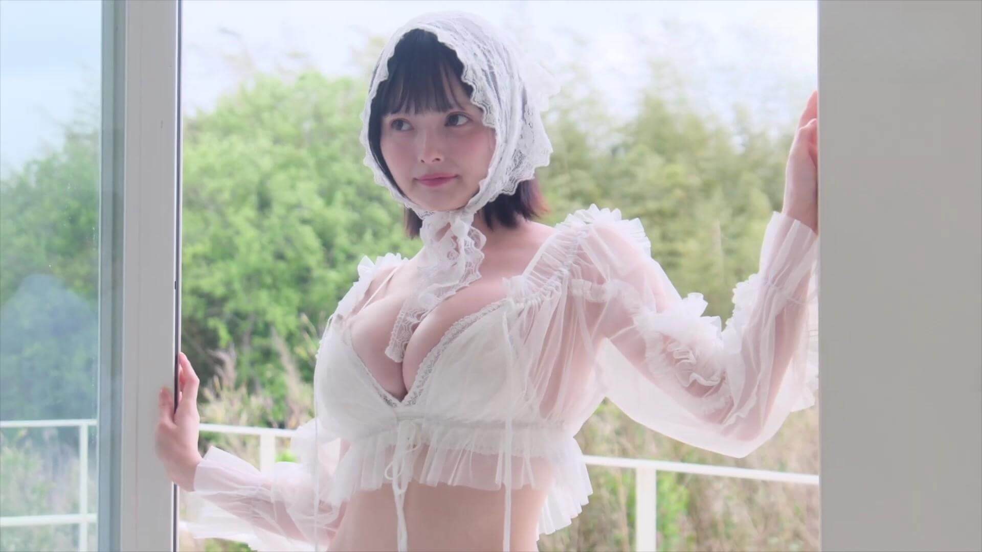 【画像すずらの水着グラビア・ランジェリー姿に釘付け! 29枚目