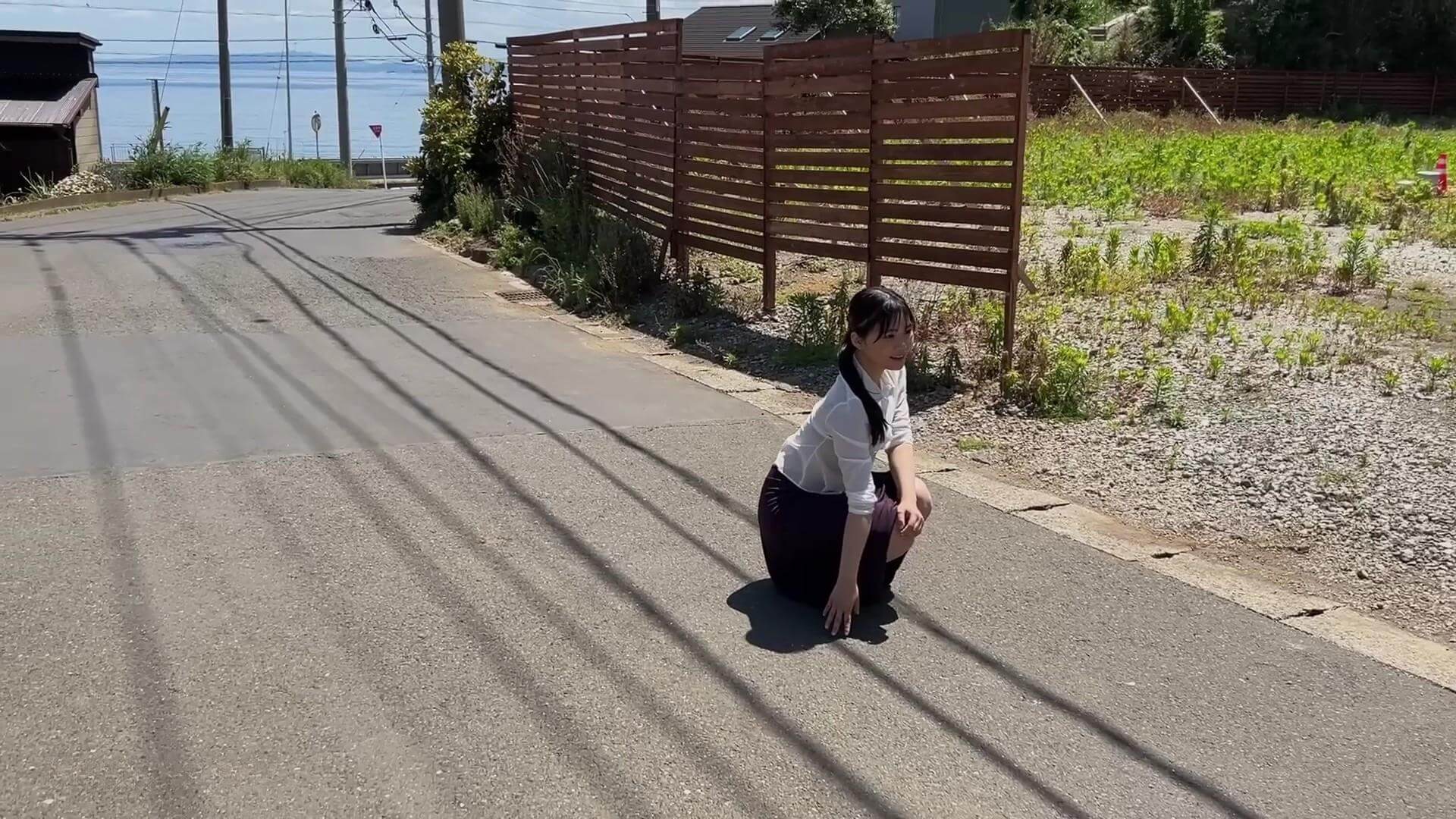 尾茂井奏良の水着グラビア デジタル写真集『中間、地点』も大ヒット! 5枚目