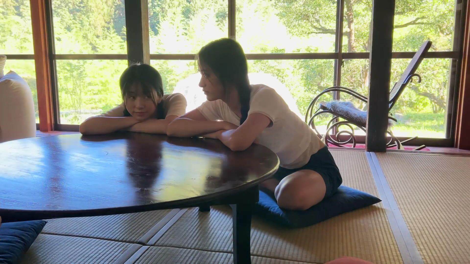 林友莉菜&原武凜奏の眩しい水着グラビアとプロフィール要約 3枚目