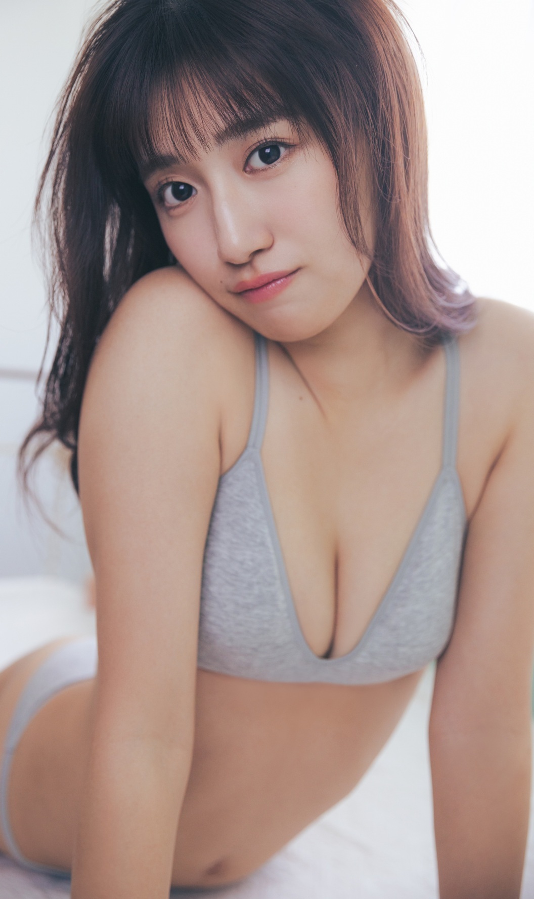 Weekly PlayBoy. 小見山沙空「キュートアグレッション」 1枚目