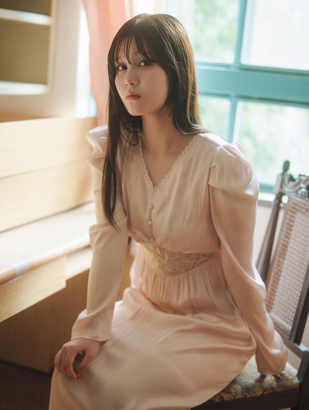 伊藤理々杏(乃木坂46)最新グラビア画像 7枚目