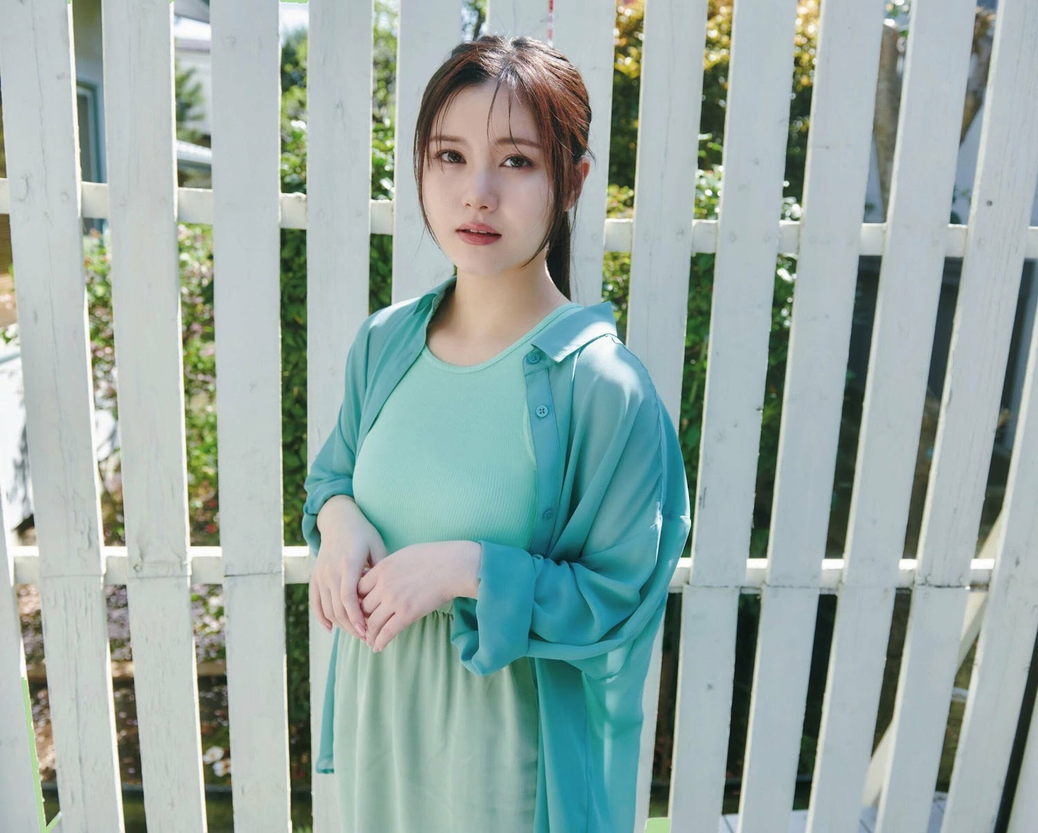 伊藤理々杏(乃木坂46)最新グラビア画像 18枚目