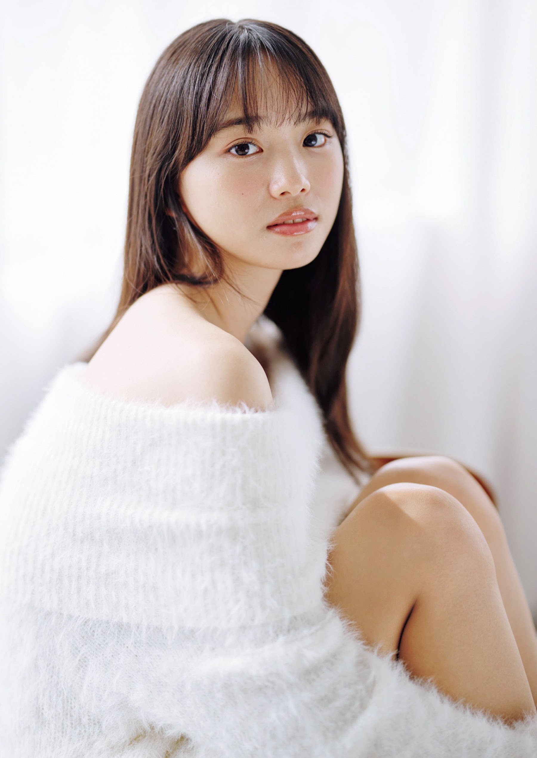 Weekly Playboy 2023.10.30 No.44 松本麗世 『15歳の超絶ヒロイン、初グラビア』 3枚目