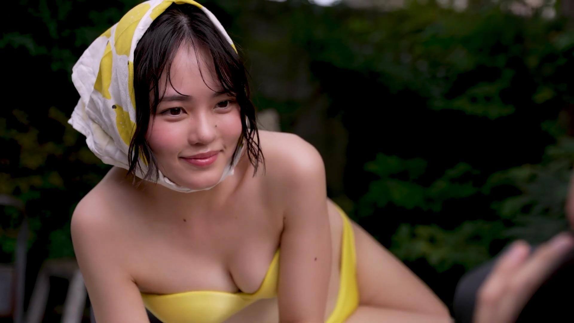 【画像注目の美少女・さなかの水着グラビア 28枚目