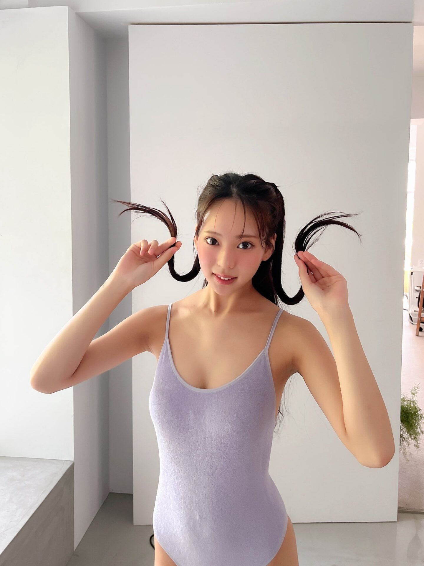 奥村桃夏 初々しい水着姿を披露し「今夏の大本命」として紹介される 10枚目