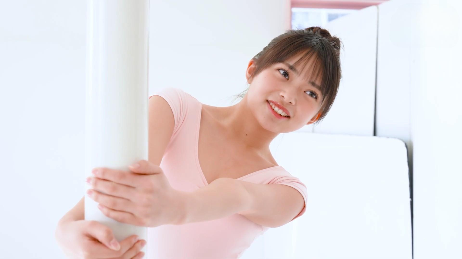 【17歳の衝撃】小森香乃、バレリーナ姿で魅せる究極の曲線美。 15枚目