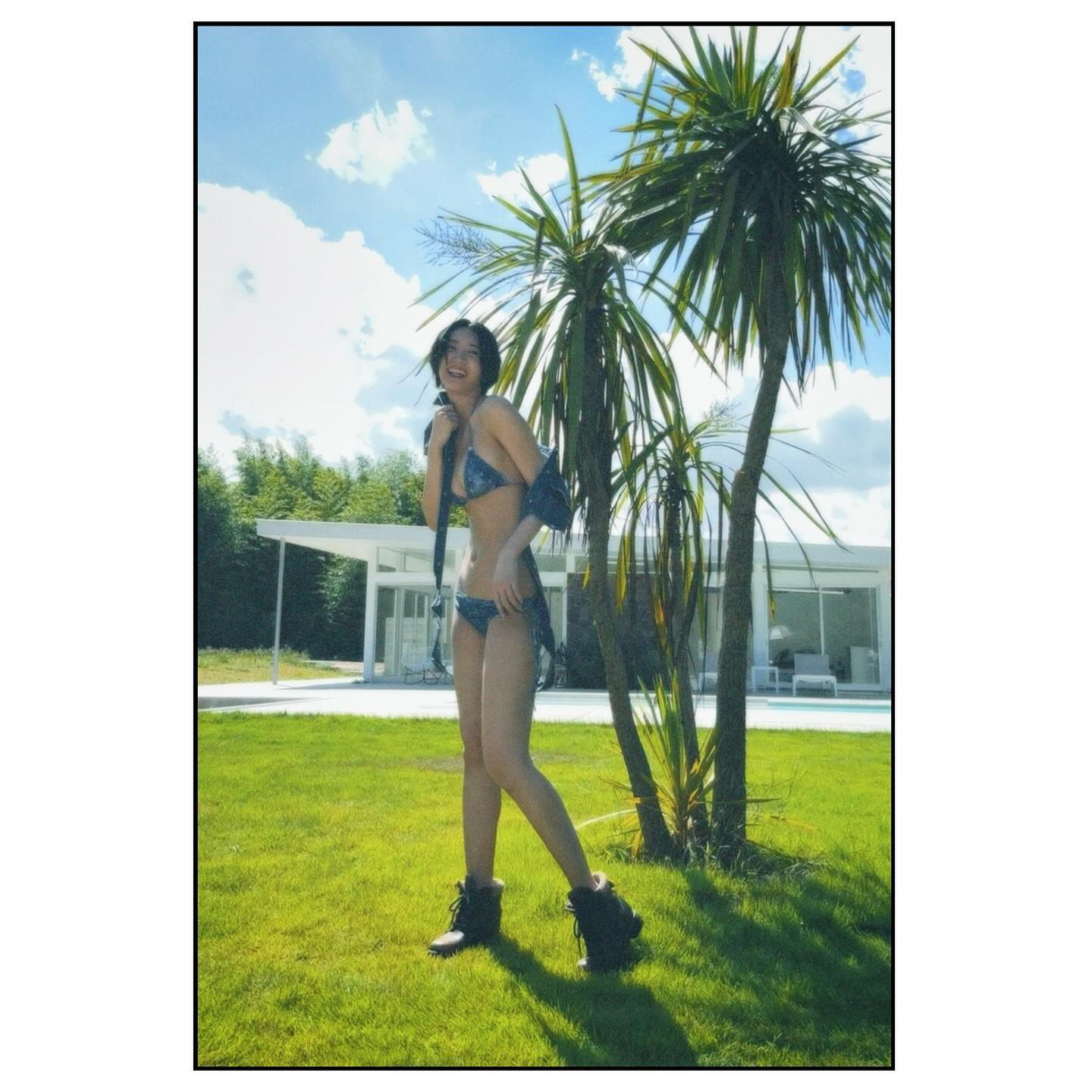 小貫莉奈 水着グラビア画像エロ画像 5枚目