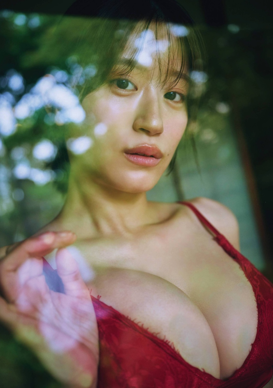 上西怜グラビア水着画像 17枚目
