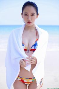 吉岡里帆水着写真グラビア大胆ビキニ姿 2015