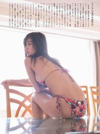 小倉優香 グラビア水着画像いまや世界最強のグラビアクイーン 挑発するぐらちゃん