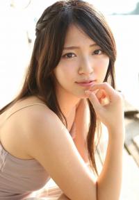 鈴木愛理 グラビア水着画像①