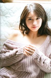 牧野真莉愛(モーニング娘)グラビア水着画像③