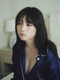 与田祐希 グラビア水着画像④