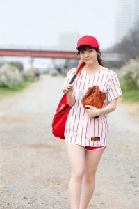 黒嵜菜々子(Peel the Apple)グラビア水着画像②