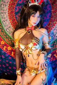 バニーイシュタル Fate/GrandOrder 水着ビキニグラビア エロコスプレ