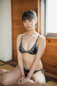 菊地姫奈 水着グラビア 全ての瞬間がまばゆくて美しい。 16歳のみずみずしい「今 」
