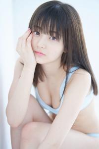 園田あいか 19歳の女優が水着で