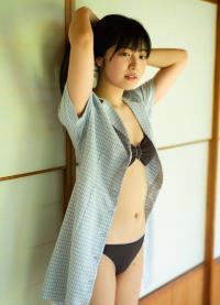 吉田莉桜 最新グラビア含む水着画像⑥