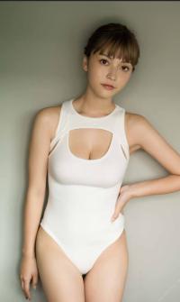櫻井音乃 水着グラビア 2022年も輝く19歳