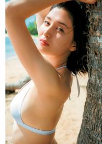 橋本マナミ 一緒にハワイへ 水着ビキニ画像