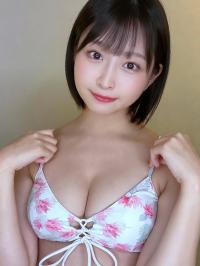 美月絢音 水着ビキニ画像ショートカット美女 - 芸能アイドルモデル女優水着画像集