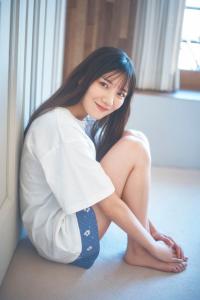 河田陽菜 最新グラビア水着画像③