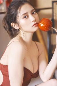 桃月なしこ 蜜たっぷり完熟ボディー【水着画像】