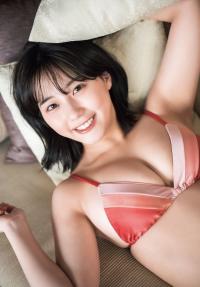 HKT48 田中美久 形も色味もキュートな水着です!