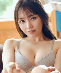 上田操 最新グラビア水着画像③