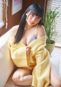 吉井しえる 最新グラビア水着画像