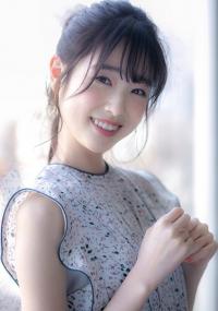 髙橋ひかる 清純派女優の肌見せグラビア画像③