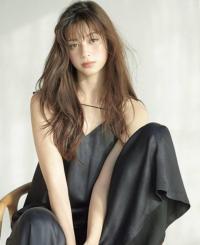 中条あやみ 美人モデルのグラビア水着画像
