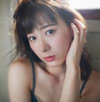 生田衣梨奈 モーニング娘。美少女の水着画像①