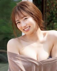 奥山かずさ グラビア水着画像⑤