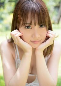 永尾まりや グラビア水着画像②