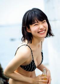 葵うたの 最新グラビア含む水着画像