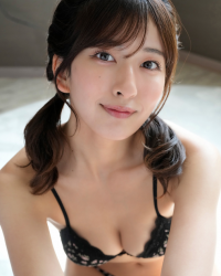 斉藤里奈 最新グラビア水着画像③
