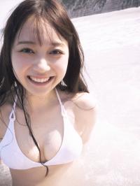 大盛真歩 最新グラビア水着画像②