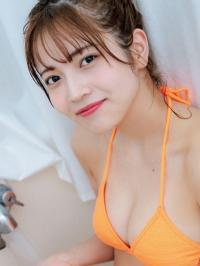 黒嵜菜々子 最新グラビア水着画像⑧