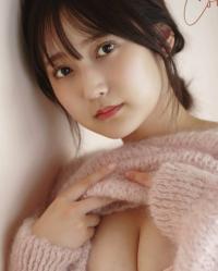 鈴木くるみ 最新グラビア水着画像④
