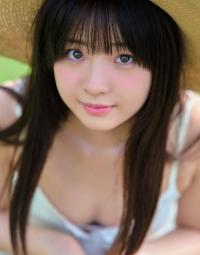 井上もも 最新グラビア画像