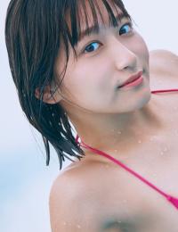 水野瞳 最新グラビア水着画像⑤
