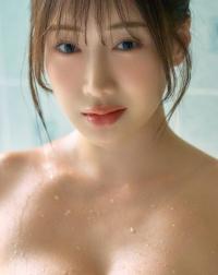 新海まき 最新グラビア水着画像③